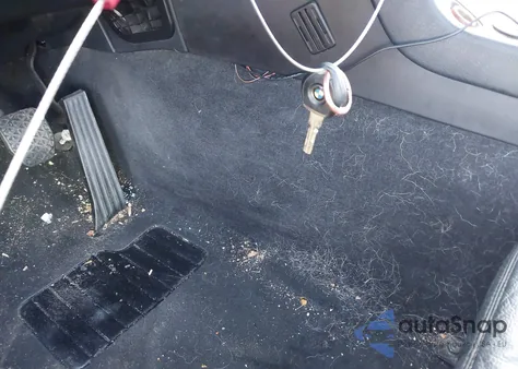 2000 BMW Z3 2.3 z USA, uszkodzony, nr VIN 4USCH9343YLF86922